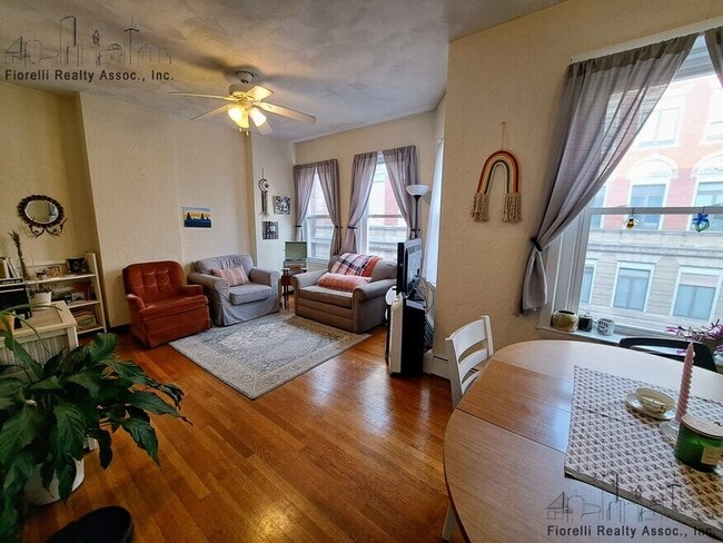 Photo - 64-66 Prince St
