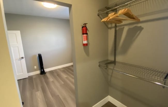 Photo - 612 Lambert Ave Unité 1