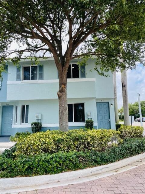 Building Photo - 3533 Sonoma Dr