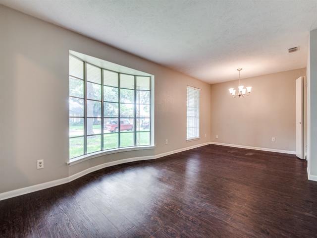 Photo - 2025 Cedar Valley Ln