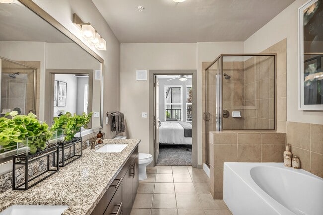 Building Photo - The Peri on Westheimer