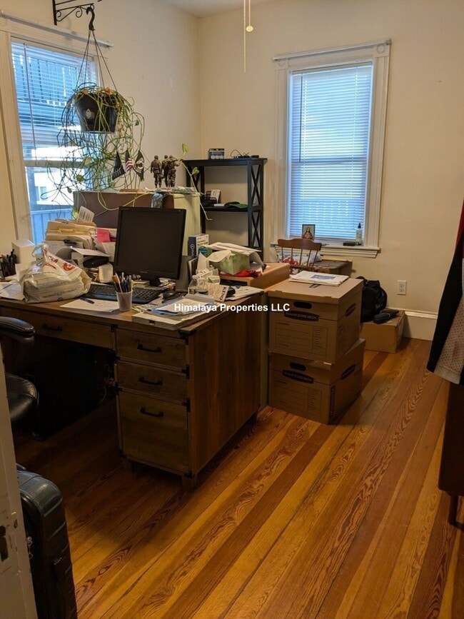 Photo - 29 Bromfield Rd Unit 1