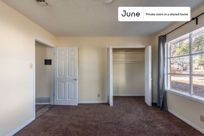 Photo - Room in Shared 4 bed/3 bath home Unit C