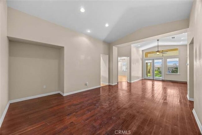 Photo - 1310 Sunburst Dr
