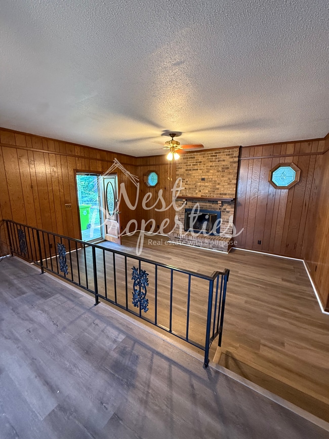 Photo - 1826 Horseshoe Dr