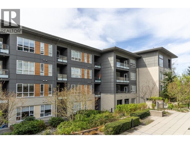 Photo - 9877 University Crescent Unit 412