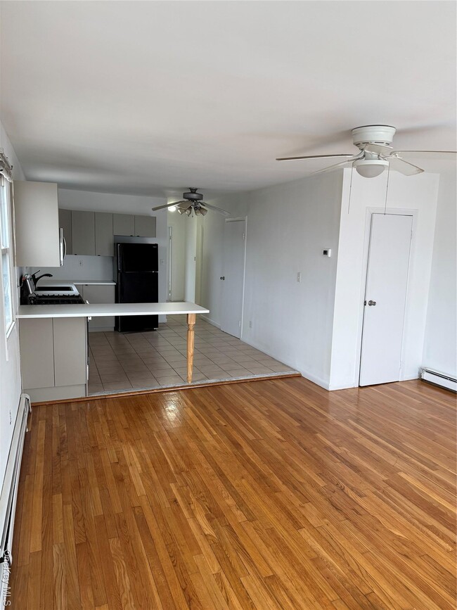 Photo - 923 W Park Ave