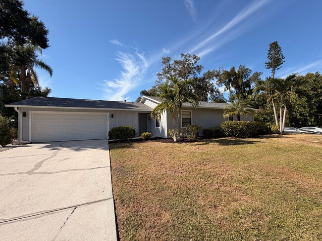 Photo - Highly sought after 2/2 in Gulf Gate