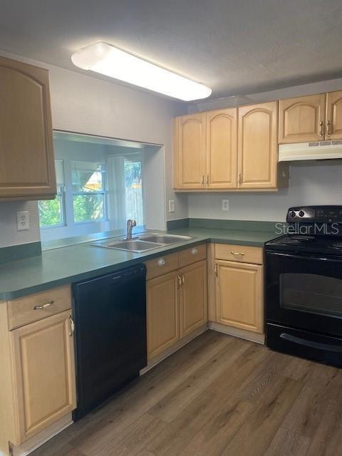 Photo - 3741 Kingsbury Dr