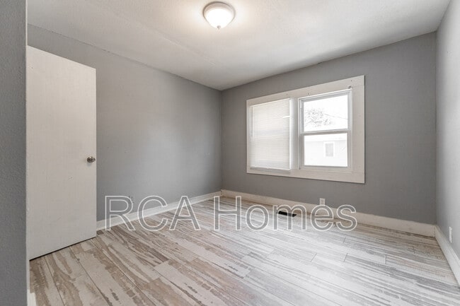 Photo - 140 Villa Ave