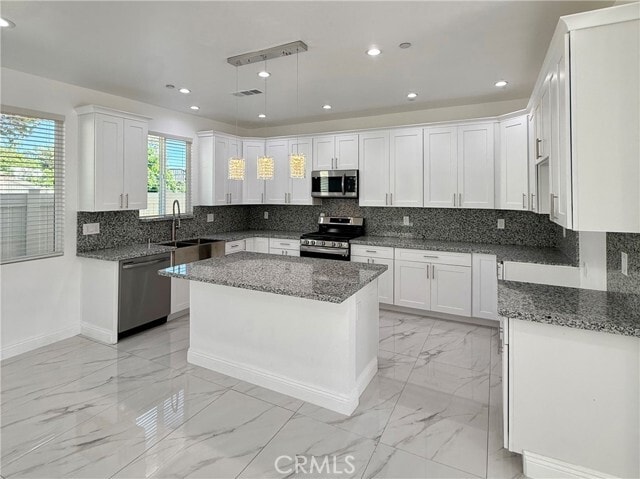 Photo - 2199 Whitman Way