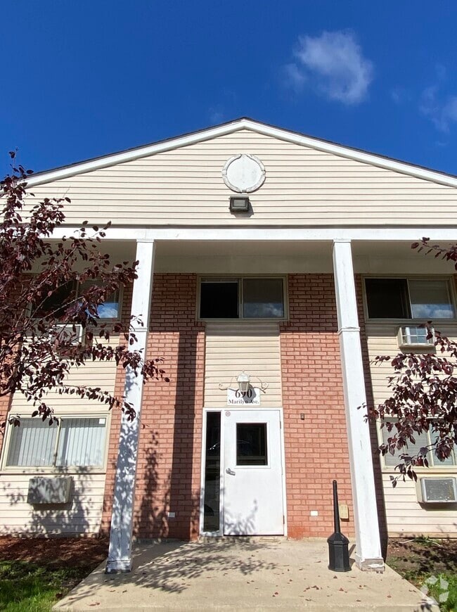 Building Photo - 690 Marilyn Ave Unit 203 Rental