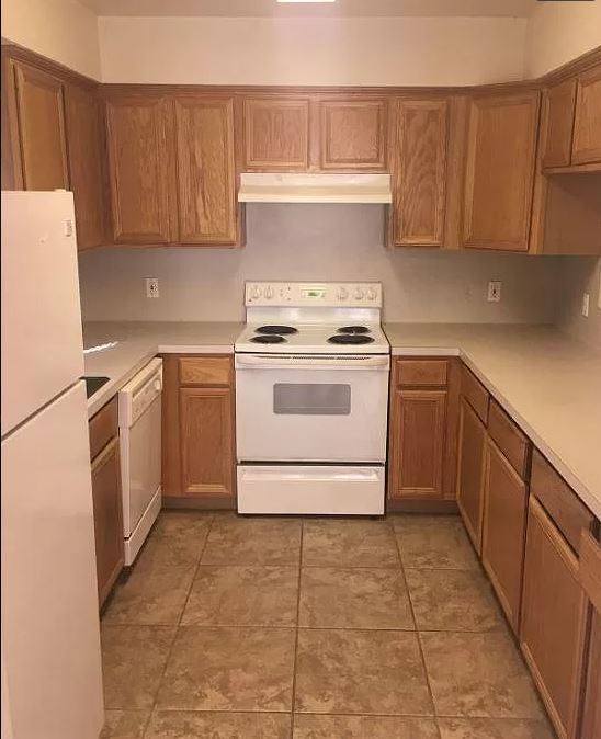 Photo - 1704 Dexter Dr S