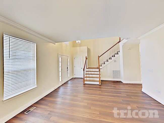 Photo - 1705 Walden Ct