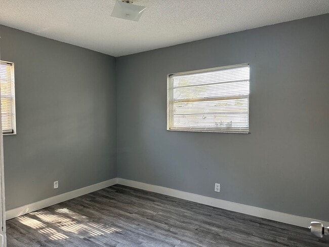 Photo - 401-407 NW 2nd St Hallandale Unit 405 NW 2nd St