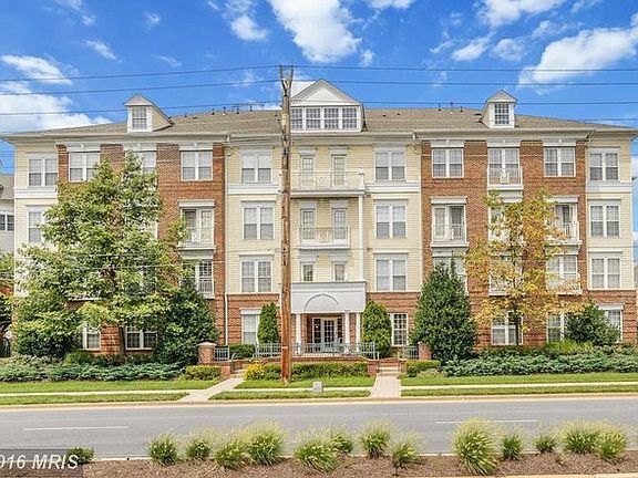 Building Photo - 305 Redland Blvd Unit 205