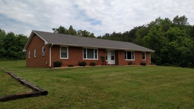 Building Photo - 5765 Bethlehem Rd