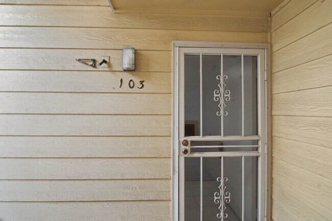 Photo - $1,540.95 with $300 off the first month's rent, 1 Bed - 1 Bath, Condo in Aurora with Washer and D... Unit #103