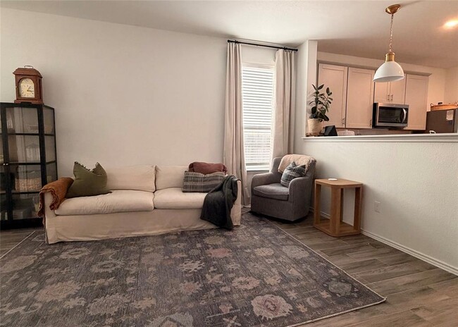 Photo - 112 Bennington Dr