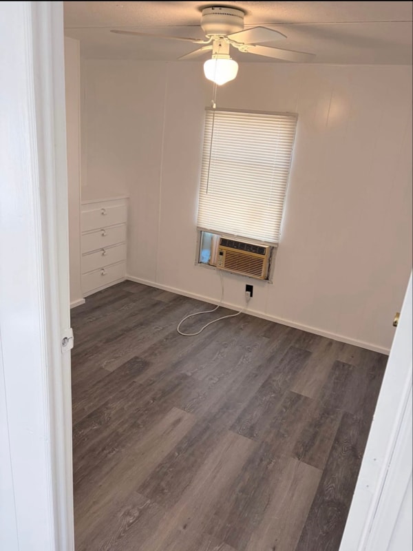 Photo - 215 Weeks Rd