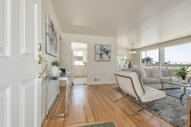 Photo - 157 Longview Dr Unidad 157A