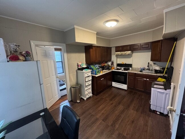 Photo - 205 Endicott St Unidad 2