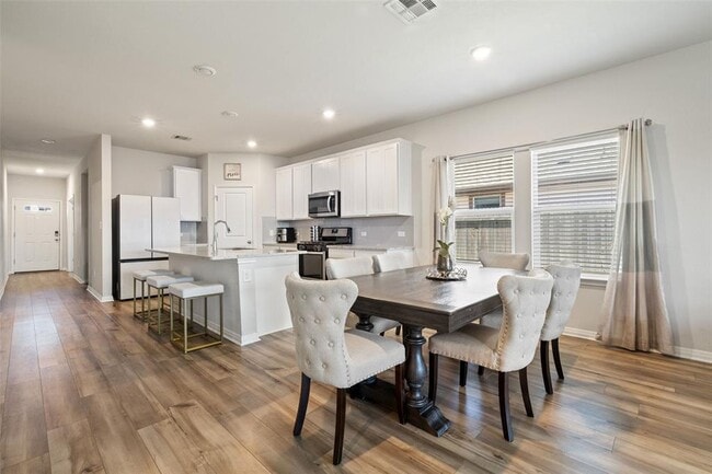 Photo - 14029 Heartland Dr