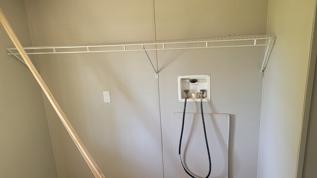 Photo - 32720 Carolee Cir