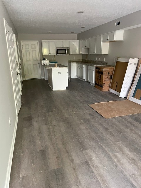 Photo - 13580 Main St
