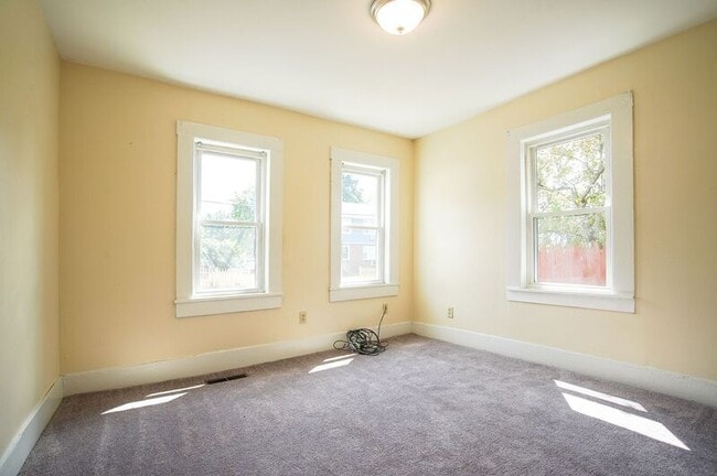 34 Joy St Unit 1L