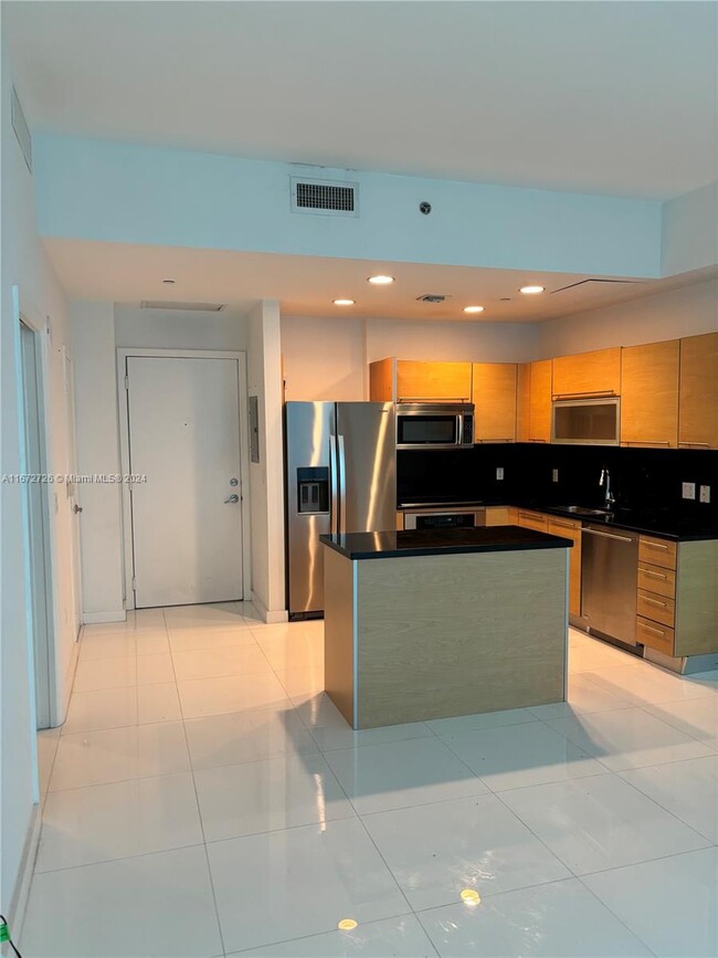 Photo - 950 Brickell Bay Dr Condo Unit 5309