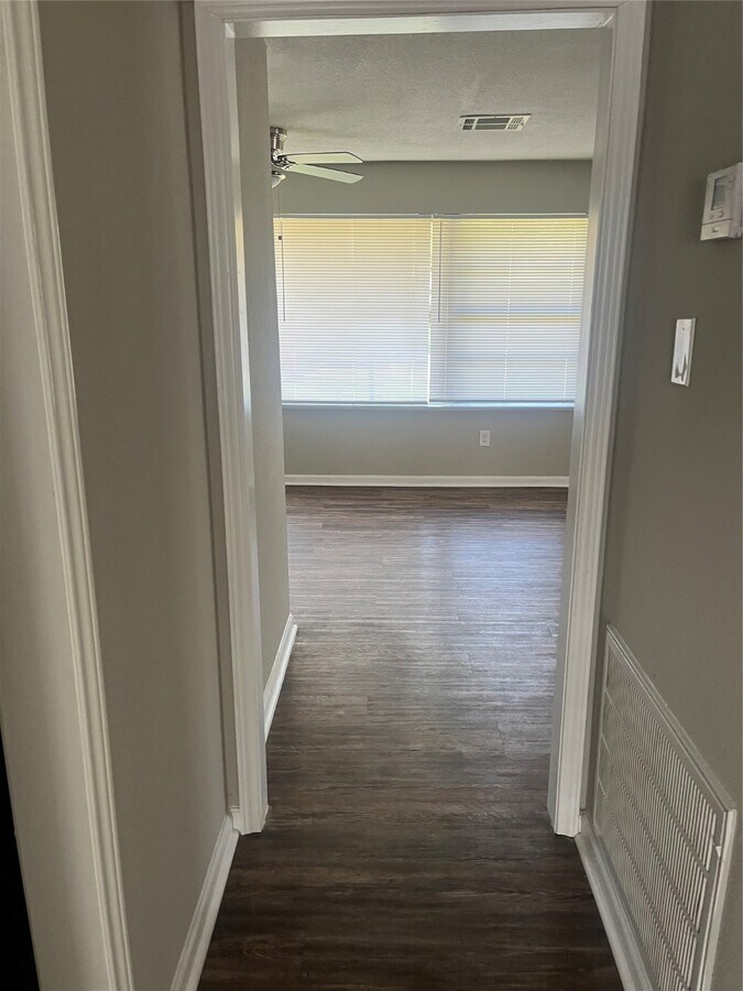 Photo - 5222 Cosby St