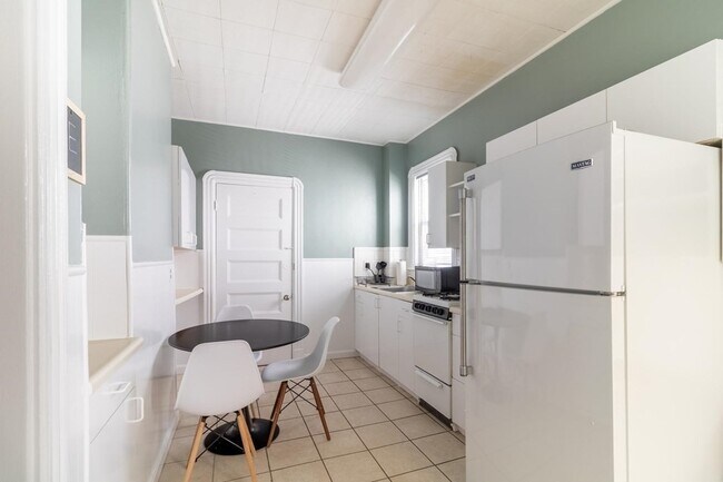 Photo - 789 Columbia Rd Unit 2