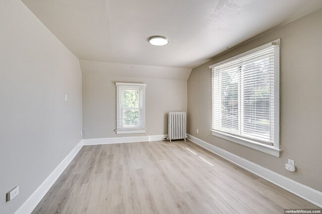 Photo - 1111 Oviatt St Unit 1111 1/2 Oviatt St.