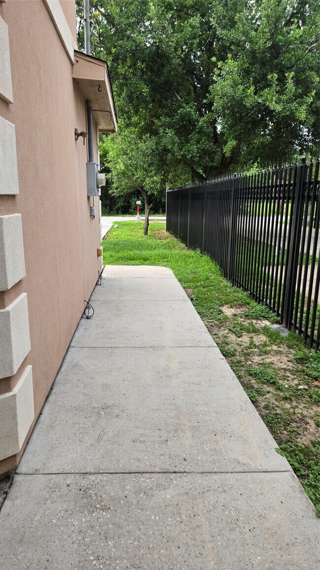 Photo - 11510 Palmsprings Dr