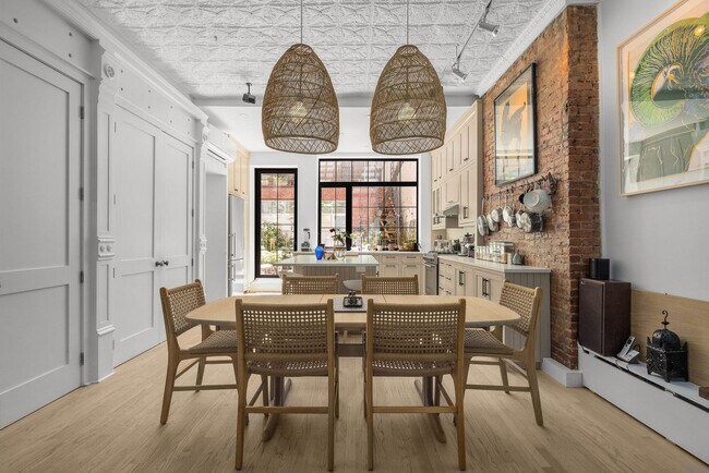 Photo - 33 Bond St Unidad ID1256825P