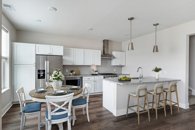 Building Photo - Wilson Crossings Townhomes