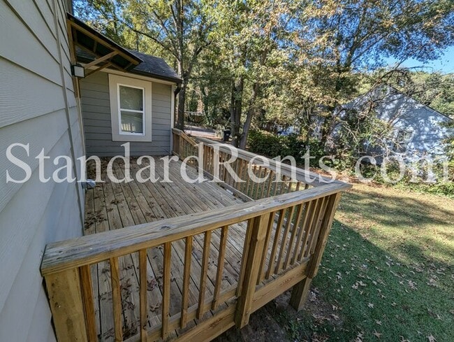 Photo - Cute Bungalow in Colonial Hills Neighborhood