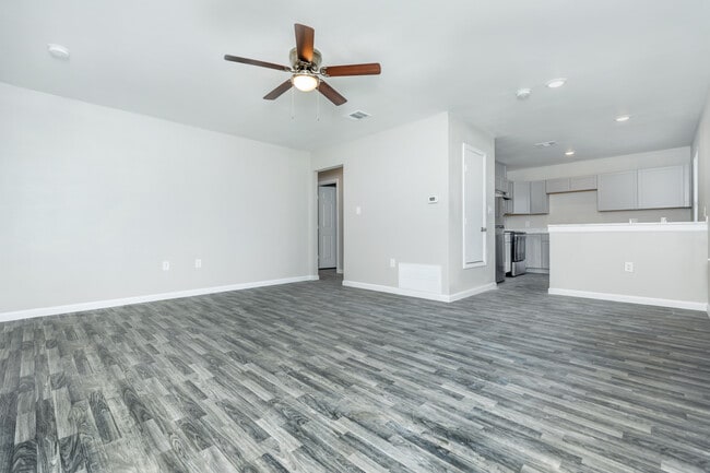 C2-Living Room - Waterford Park Apartments
