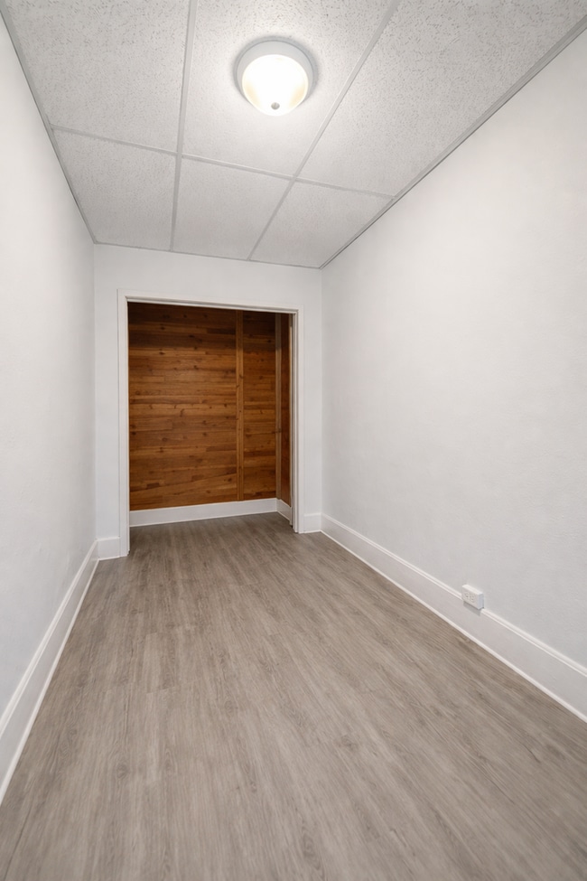 Photo - 907 Forest St Unit 1