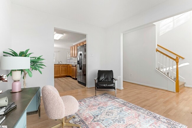 Photo - 301 Carnahan Dr