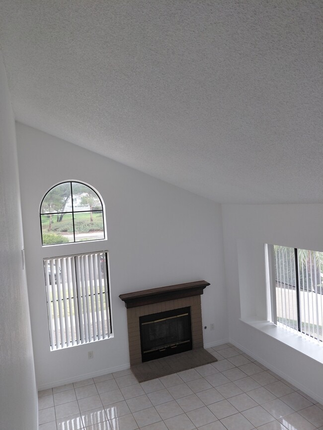 Photo - 2331 Conway Dr