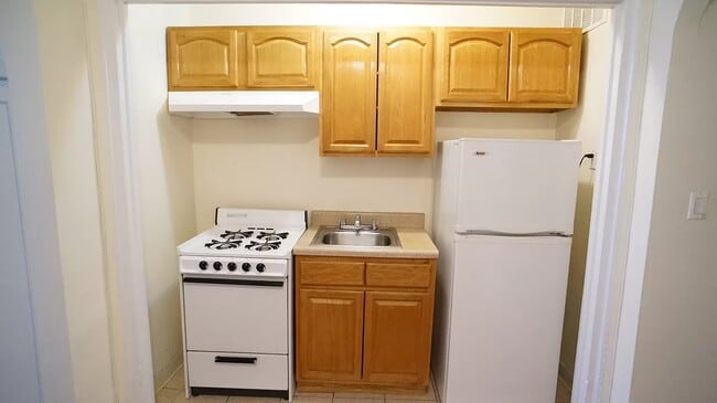 Photo - 2685 Creston Ave Unidad 2E