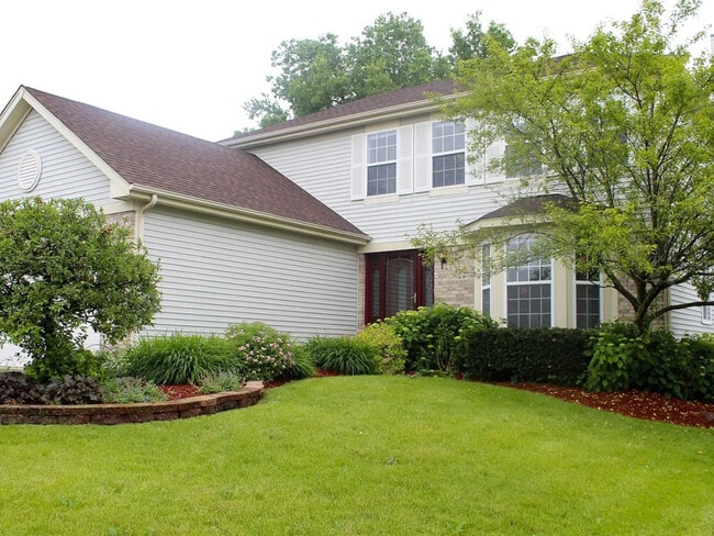 Photo - 2412 Woodlake Ct House