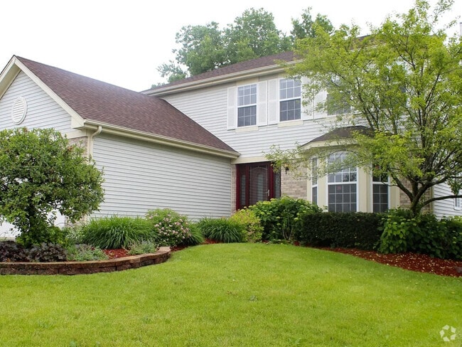 Building Photo - 2412 Woodlake Ct Rental