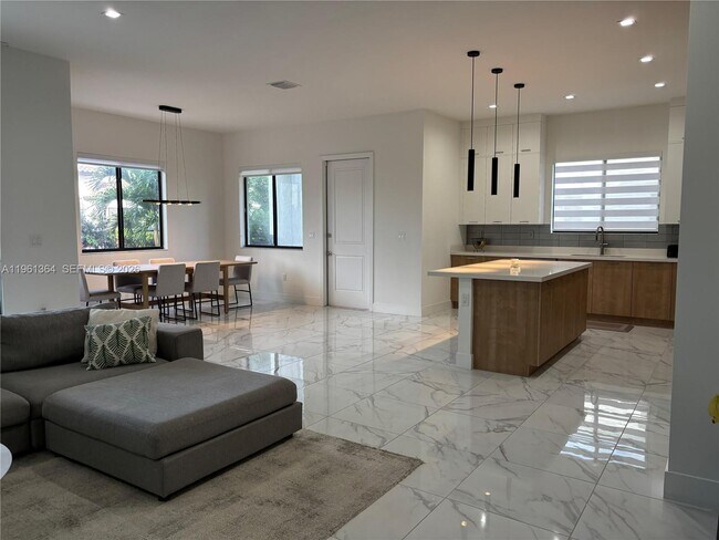 Photo - 4493 NW 81st Ave