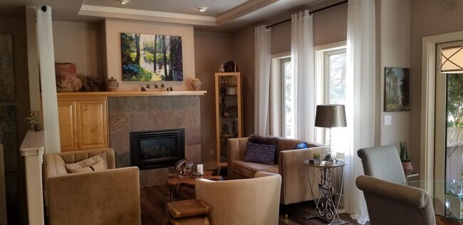 Photo - 61875 AB Unit A