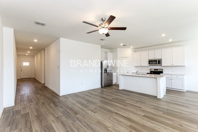 Photo - 341 Wentworth Dr