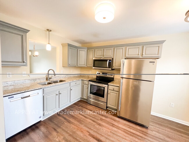Photo - 61 Covington Ct