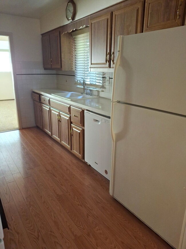 Photo - 10300 Pelham St